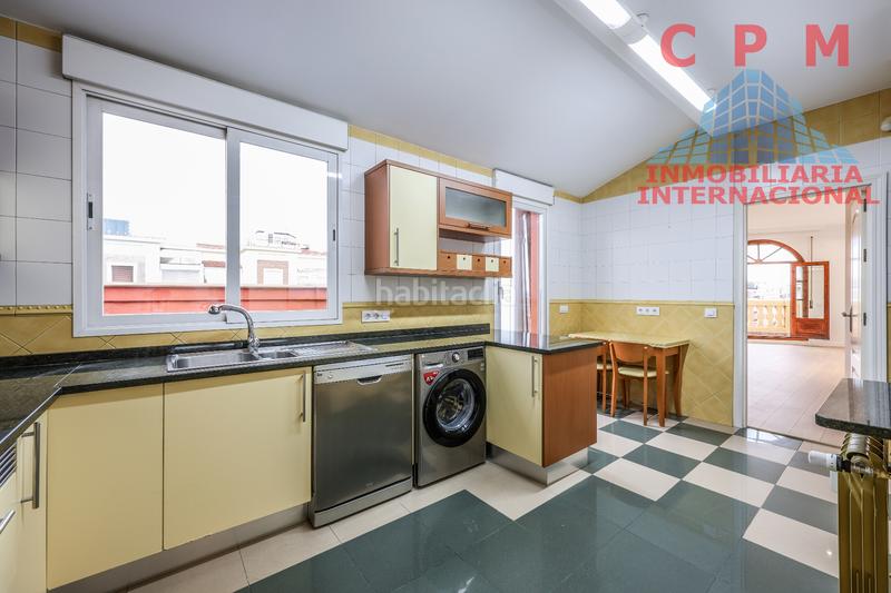Foto e6dd3cf8-1aa2-494a-86f8-ab5e68e4030a. Rent penthouse with heating parking in Goya Madrid