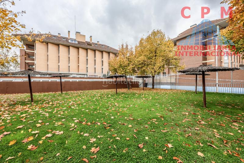 Foto 248b953c-bf8e-40ea-8f6d-2e46da85275e. Affitto appartamento con camino riscaldamento parcheggio piscina in Boadilla del Monte