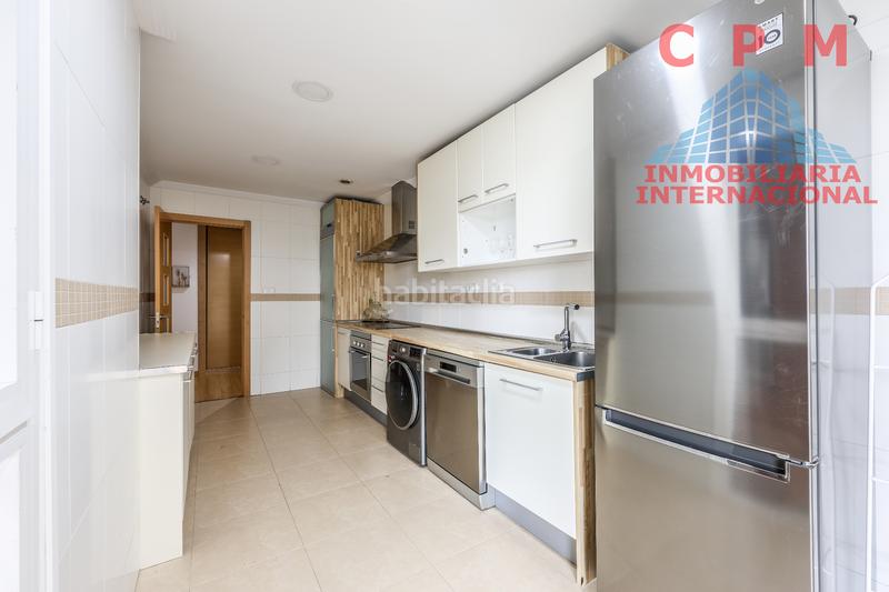 Foto fdf27131-eb66-41b2-bfa5-41aa78090268. Affitto appartamento con camino riscaldamento parcheggio piscina in Boadilla del Monte