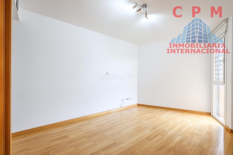 Foto ecd54d7e-d701-4d60-923b-c666f1b3e860. Location appartement avec cheminée chauffage parking piscine dans Boadilla del Monte