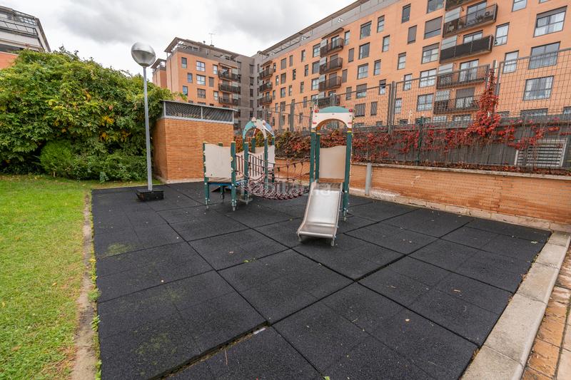 Foto 4d4e5cf4-7146-4d84-b8cf-cbae32155e68. Affitto appartamento con riscaldamento parcheggio piscina in Madrid