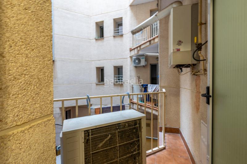 Foto 5a3d6e6f-e8e6-4cc7-9ad9-dcacc6071b1f. Alquiler piso magnífico y luminoso piso reformado y amueblado(o sin amueblar), de 120 m2 y 2 habitaciones; situado en urbanización cerrada en Madrid