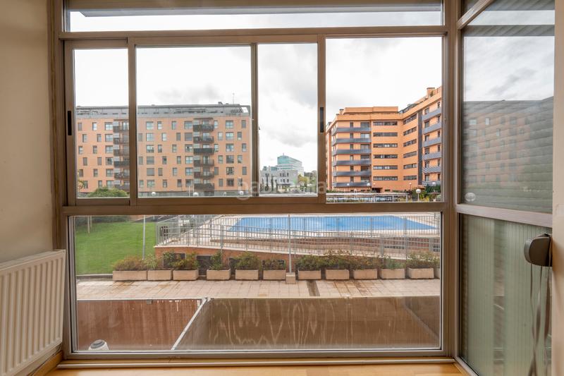 Foto a19bda8b-7fb5-4ce1-b7a2-16f53bc4b892. Location appartement avec chauffage parking piscine dans Madrid