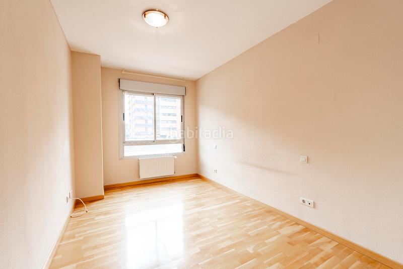 Foto d61c8366-dcd9-4652-b99a-dfdb5666d6d9. Location appartement avec chauffage parking piscine dans Madrid