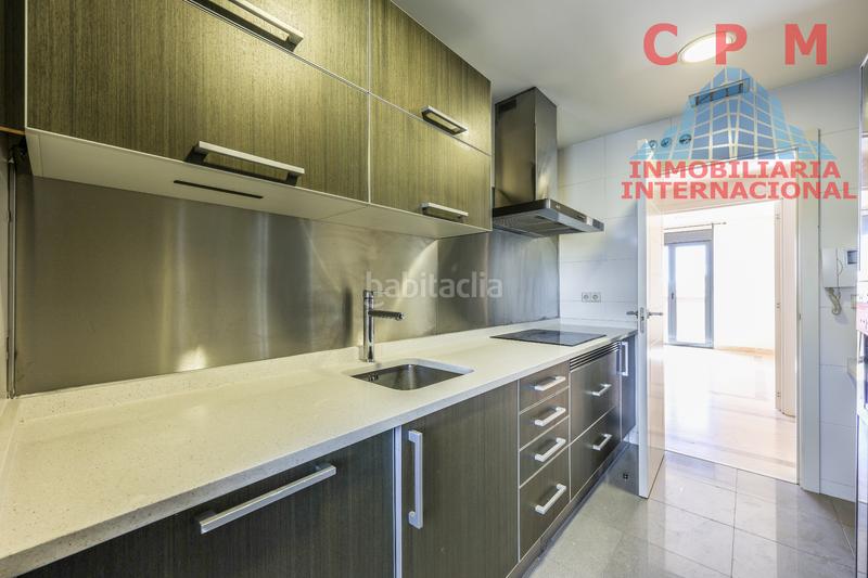 Foto 986cc7ed-1bd0-4a70-83a4-87159f3628eb. Location attique avec chauffage parking piscine dans Madrid