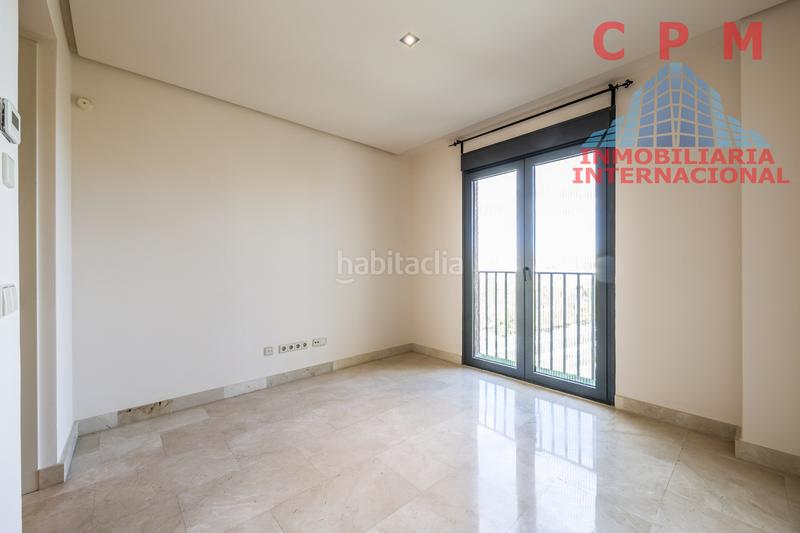 Foto c021ab66-9452-46a3-837b-17d86496f4ad. Location attique avec chauffage parking piscine dans Madrid