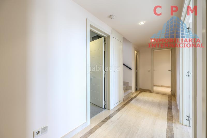 Foto 93f28696-e692-4701-b5fd-c17b6216deec. Rent penthouse with heating parking pool in Valdezarza Madrid