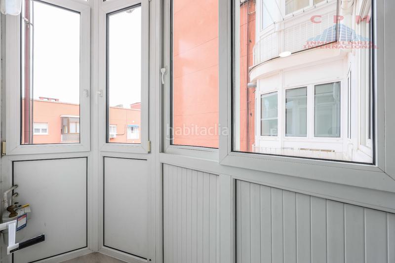 Foto 1d57ff22-a8d6-4b21-86f0-439c4d5733a6. Lloguer pis amb xemeneia calefacció aparcament a Madrid