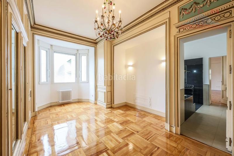 Foto 1c56d5b0-761e-4f96-9c4c-1774955c4624. Location appartement avec cheminée chauffage parking dans Madrid