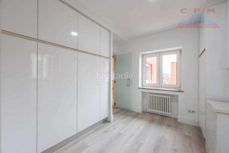 Foto 48afaa16-e681-46d9-b0ed-c7ba415f1ed7. Location appartement avec cheminée chauffage parking dans Madrid