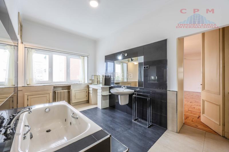 Foto 50f25183-c851-4c21-891a-cd67cec8ddde. Location appartement avec cheminée chauffage parking dans Madrid