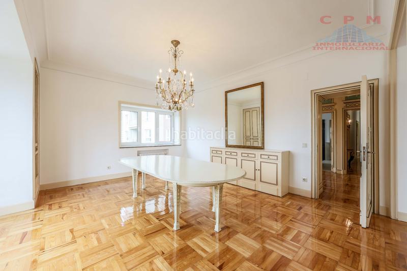 Foto ea756f32-34f4-4930-b0ed-8740ef38f35a. Rent flat with fireplace heating parking in El Viso Madrid