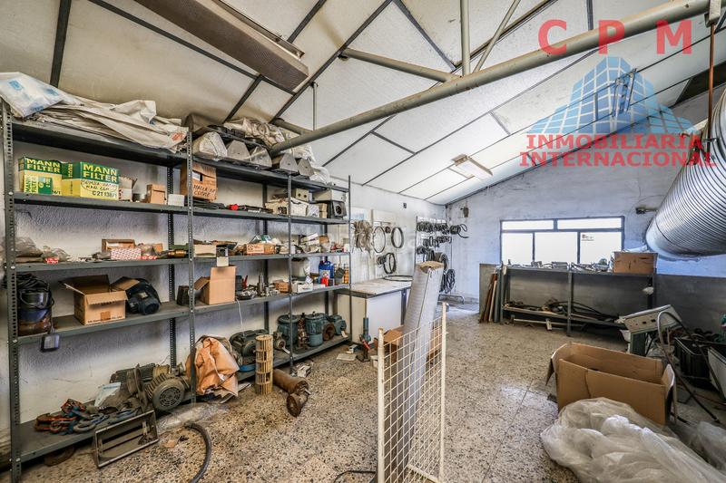 Foto 2b7f64c2-93bf-440a-9c4a-ddc3746d11bf. Rent industrial building with heating in Virgen del Rosario Torrejón de Ardoz