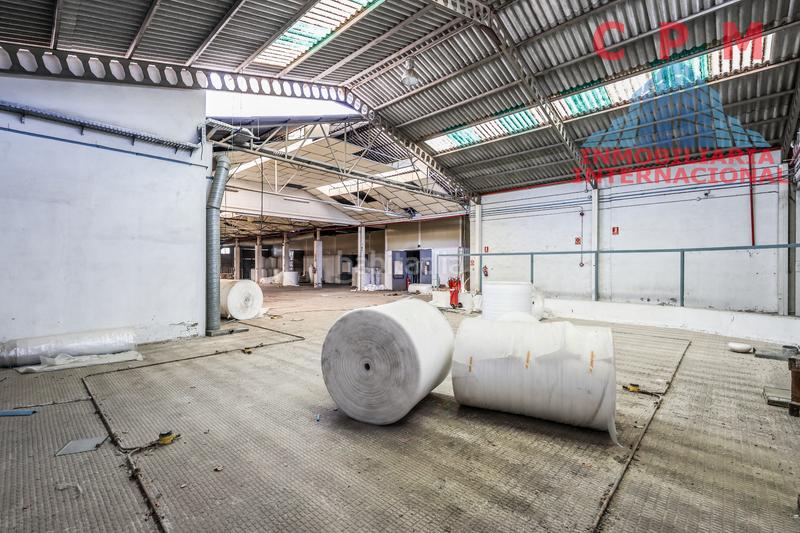Foto dd20f627-5ee8-4a12-8e3a-974d8a35d228. Rent industrial building with heating in Virgen del Rosario Torrejón de Ardoz