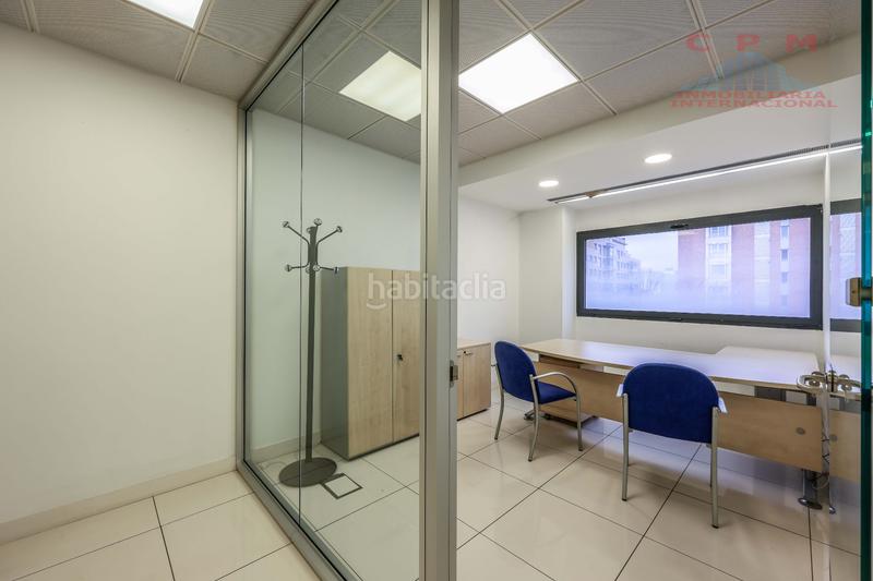 Foto 04dd2177-059f-446f-9d90-fed70cef1573. Rent office space with heating in Simancas Madrid