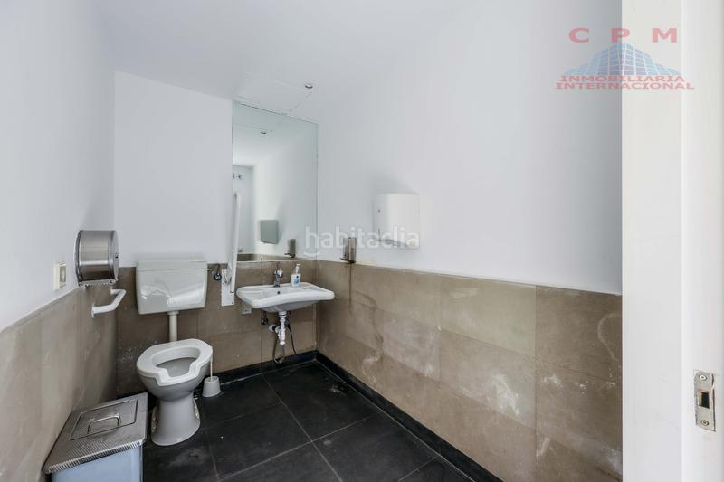 Foto b179765e-2b52-4dac-abef-664896b2fe18. Rent office space with heating in Simancas Madrid