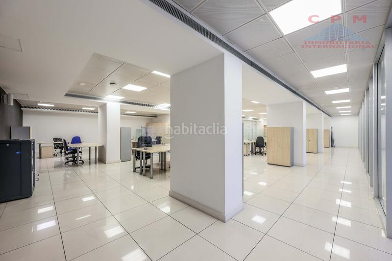 Foto bdac8496-09b4-4b9b-9917-ae33976fae55. Rent office space with heating in Simancas Madrid