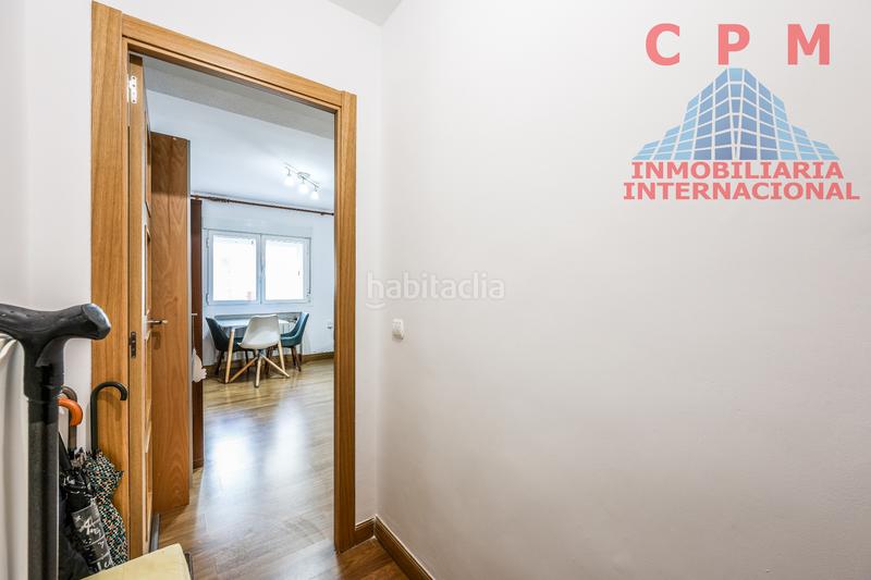 Foto 0b22e208-135c-41f9-9154-95ed011d0554. Etagenwohnung mit heizung in Apóstol Santiago Madrid