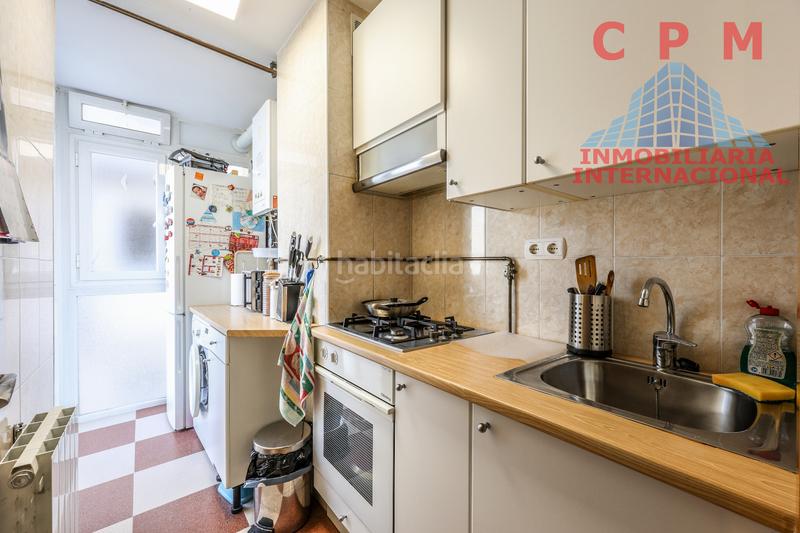 Foto 65365c73-893e-4af8-b063-ae4c0bd2a3e2. Etagenwohnung mit heizung in Apóstol Santiago Madrid