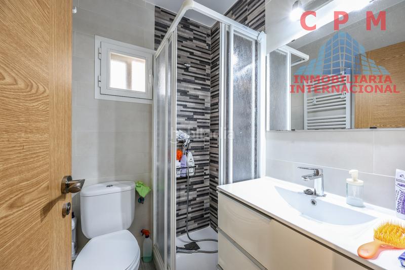 Foto cef33393-5f08-4120-905c-402b4302a1b0. Etagenwohnung mit heizung in Apóstol Santiago Madrid