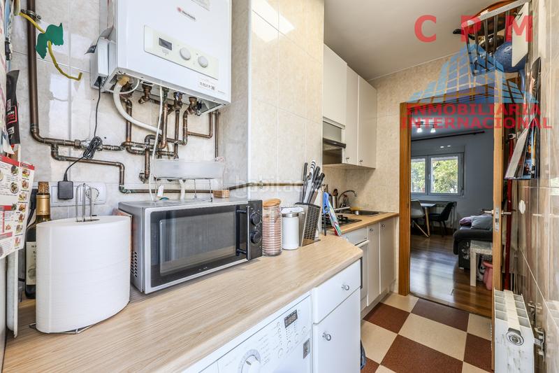 Foto fe9b5866-5ba2-4c45-82a0-19cf41ba467e. Etagenwohnung mit heizung in Apóstol Santiago Madrid