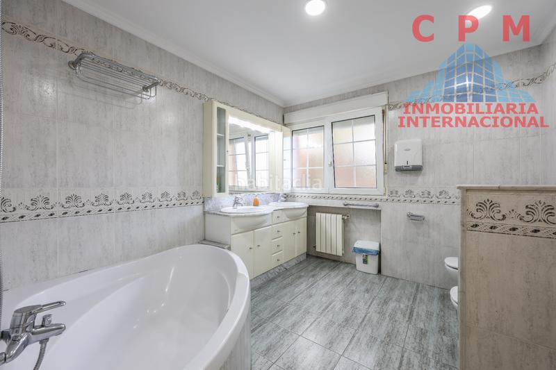 Foto dbcb6e10-332f-4d06-8b7e-cf59a3c470d9. Affitto casa bifamiliare con riscaldamento parcheggio in Madrid