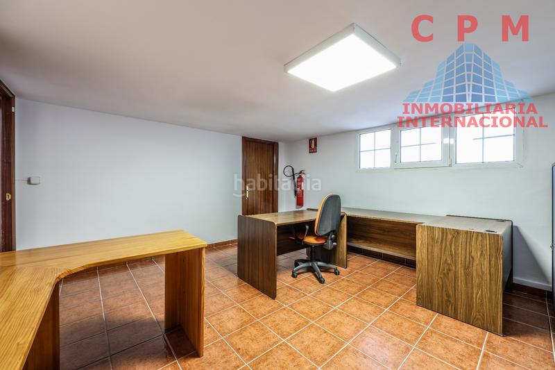 Foto c89cd3fd-2d5a-43be-a9c9-d5463d92c621. Rent towny house with heating parking in Peñagrande Madrid