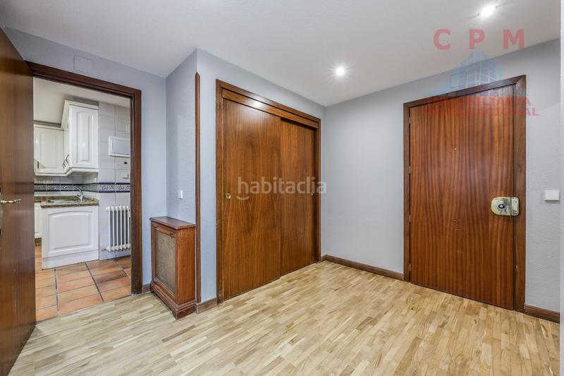 Foto 6ede8a21-5233-4d09-8c26-dc0307700922. Lloguer pis amb calefacció aparcament a Apóstol Santiago Madrid
