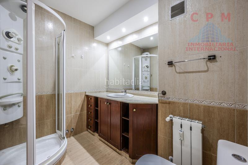 Foto 9d9023b1-fa92-42ae-aa3d-726def8ffb87. Lloguer pis amb calefacció aparcament a Apóstol Santiago Madrid