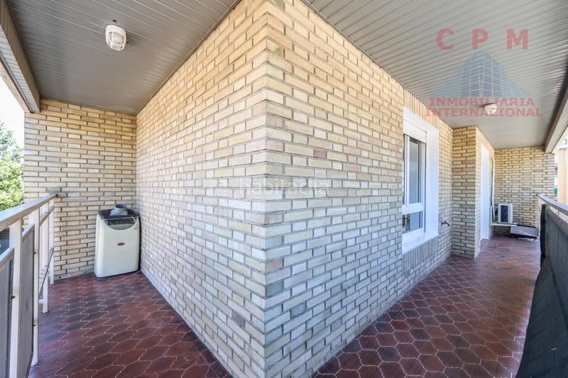 Foto ec3e7d23-13a0-4cd1-94b1-7147c652fb17. Lloguer pis amb calefacció aparcament a Apóstol Santiago Madrid