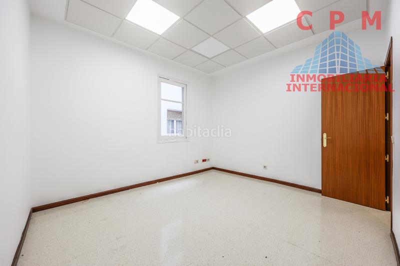 Foto 0cbf405b-3905-47ff-891b-6749ce3fa0de. Rent office space with heating in Recoletos Madrid
