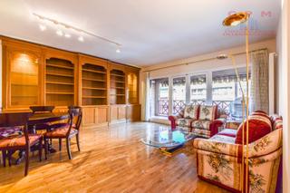 Location Appartement à Ensanche. Magnífico y luminoso piso totalmente amueblado de 120 m2, 3 habi