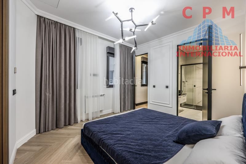 Foto 548e92c4-c632-4cf5-a759-c34e0531f47d. Piso magnífico y luminoso piso de lujo, amueblado y totalmente reformado, de 155 m2, 2 habitaciones y un balcón; próximo al metro lista en Madrid