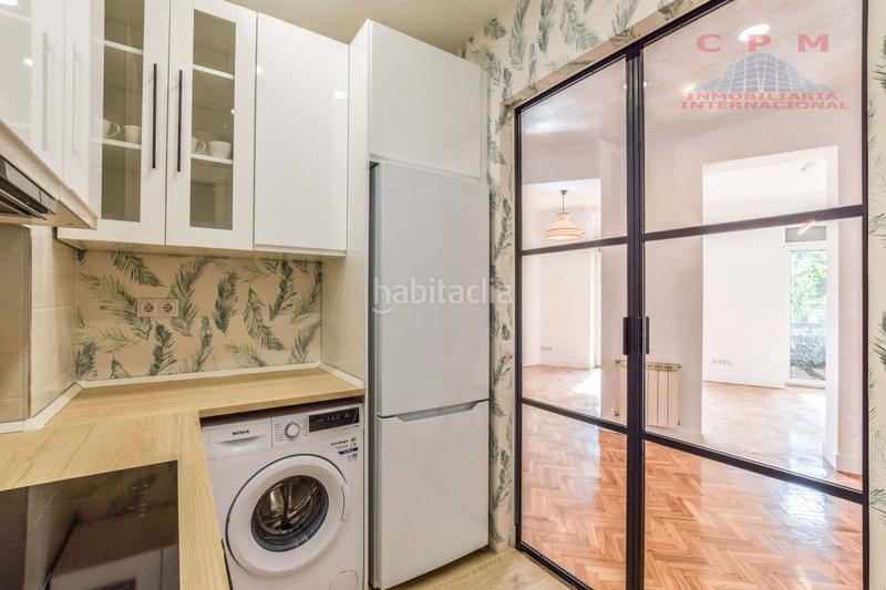 Foto 226b6b15-a67a-4843-acf7-17ce59c0f3a6. Lloguer pis amb calefacció a Jerónimos Madrid