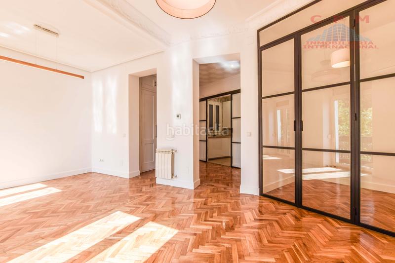 Foto 6147363e-3564-49a2-be23-9487cf6d90c6. Lloguer pis amb calefacció a Jerónimos Madrid