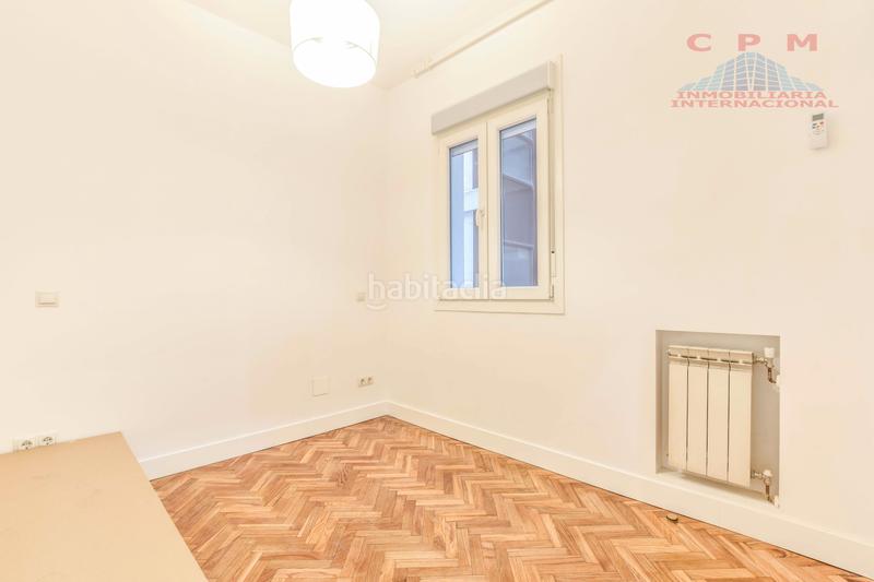 Foto ab77a7ea-269c-45d0-b01e-be62c5bddf8a. Lloguer pis amb calefacció a Jerónimos Madrid