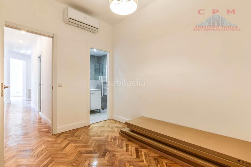 Foto d53ab011-1e9c-4928-897a-c2edfe15fe2e. Lloguer pis amb calefacció a Jerónimos Madrid