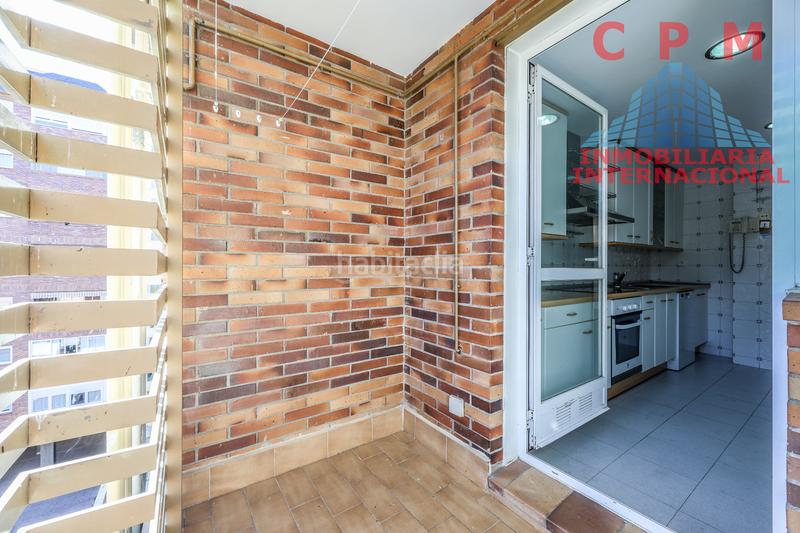 Foto ab27661d-0ab0-4313-8eaa-65f6fb320e8c. Location appartement avec chauffage parking piscine dans Madrid