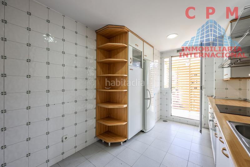 Foto 5adf2014-6f68-460d-824c-2593fb40ba23. Rent flat with heating parking pool in Mirasierra Madrid