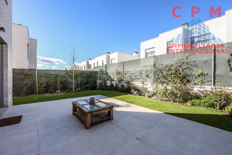 Foto 5a9ebd60-a2fb-4913-a1ff-36811bb8dd38. Lloguer casa aparellada amb calefacció aparcament a Torrejón de Ardoz