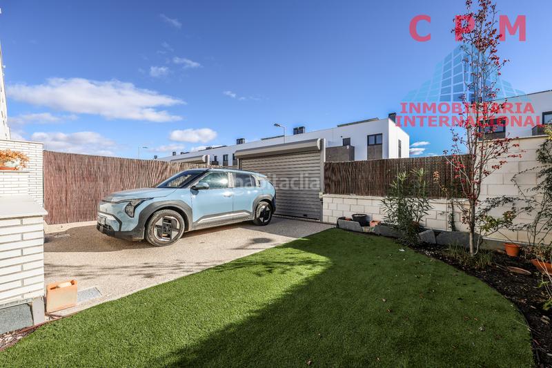 Foto b98303e3-0cea-4461-b4a2-a207db1372e1. Lloguer casa aparellada amb calefacció aparcament a Torrejón de Ardoz