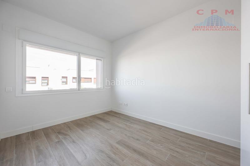 Foto 2b45c426-e615-48bc-a2ae-c2398c32ca8e. Location maison jumelée avec chauffage parking piscine dans Madrid