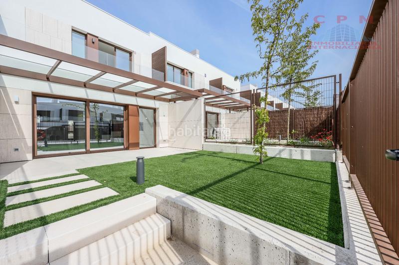 Foto 5181d7da-c45f-4e93-87df-b9c63dbf92fc. Location maison jumelée avec chauffage parking piscine dans Madrid