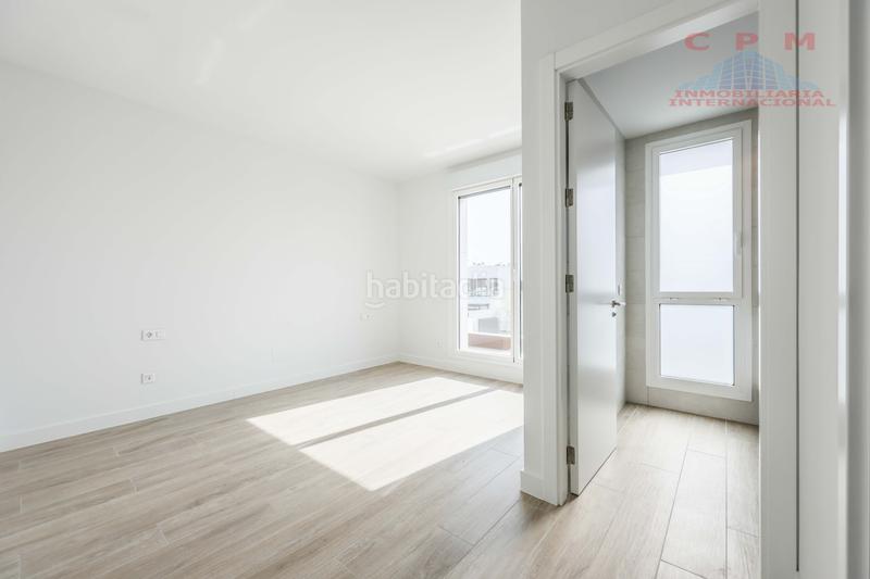 Foto d1ef5274-4ea5-42e9-a8e1-ac65dbec94ce. Location maison jumelée avec chauffage parking piscine dans Madrid