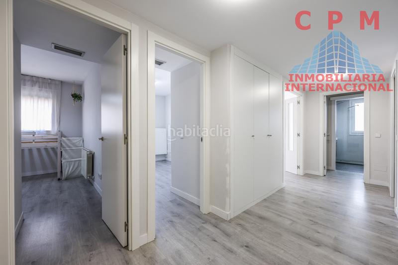 Foto 878dd519-d159-4fac-9f82-b0bb349a99cd. Rent flat with heating parking pool in Corralejos-Campo de las Naciones Madrid