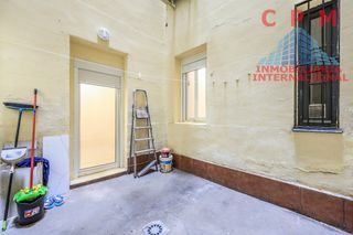 Miete Etagenwohnung in Embajadores-Lavapiés. La inmobiliaria internacional cpm gestiona este magnífico y lumi