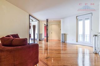 Alquiler Piso en Trafalgar. Espectacular y luminoso piso, amueblado, de 220 m2, 5 dormitorio