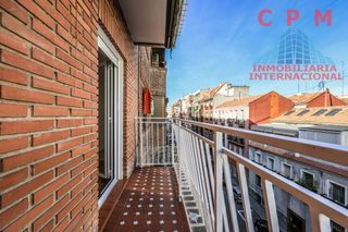 Affitto Appartamento in Prosperidad. Luminoso piso sin amueblar , de 80 m2, 3 habitaciones y terraza,