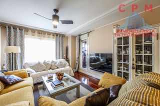 Rent Flat in Alameda de Osuna. Estupendo y luminoso piso de lujo, amueblado, de 1165 m2, 3 dorm