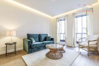 Miete Etagenwohnung in Sol. Exclusivo y luminoso piso de 110 m2, 2 habitaciones y terraza, s